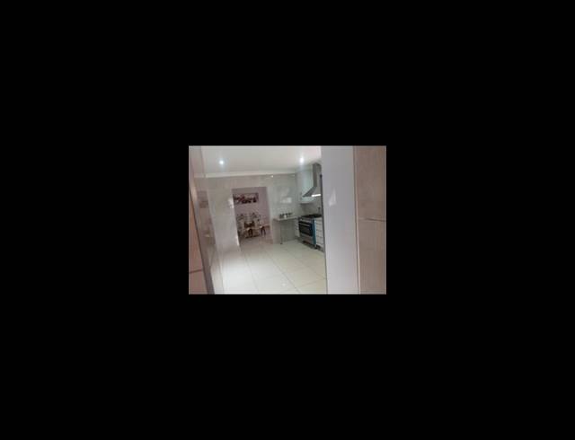 4 BEDROOM HOUSE FOR SALE IN SELCOURT